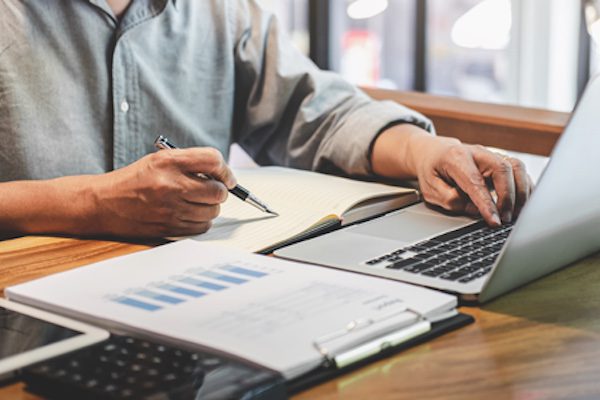 La importancia de administrar el papeleo aun con una estrategia digital en RRHH